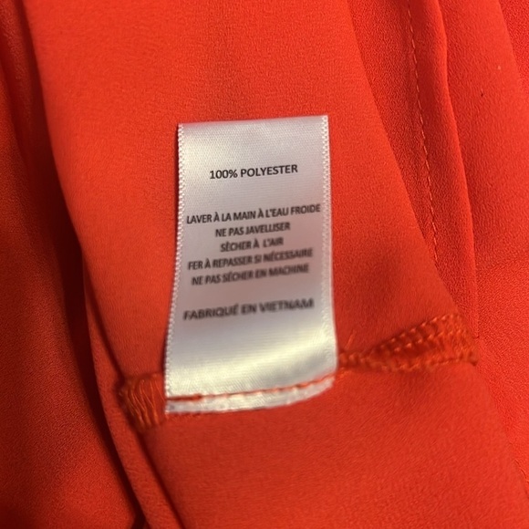 Lush Elegant and Beautifully Designed Lightweight Blouse, Sz. S. - Picture 8 of 11